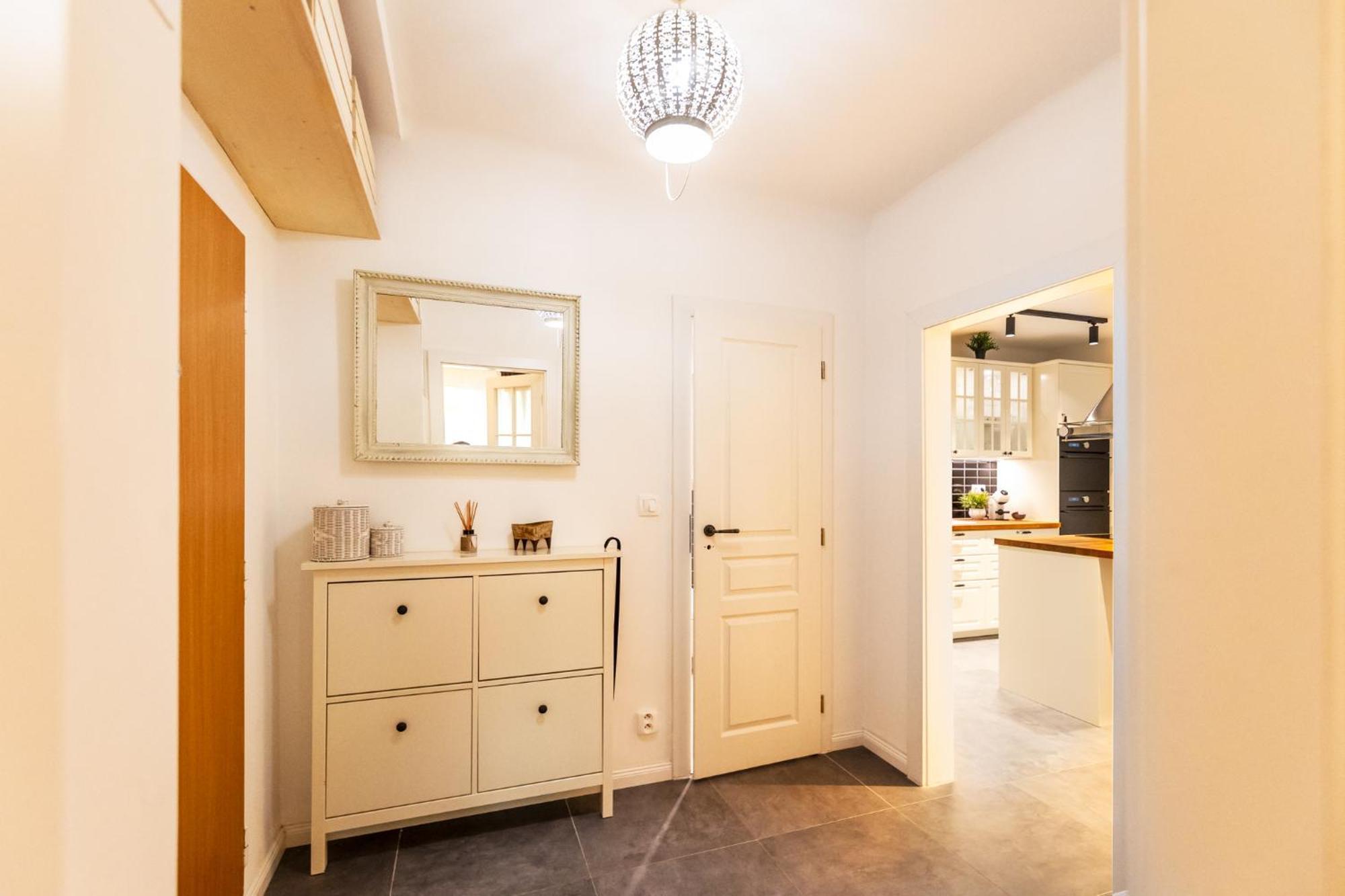 Apartament Quiet In New Center, Nivy