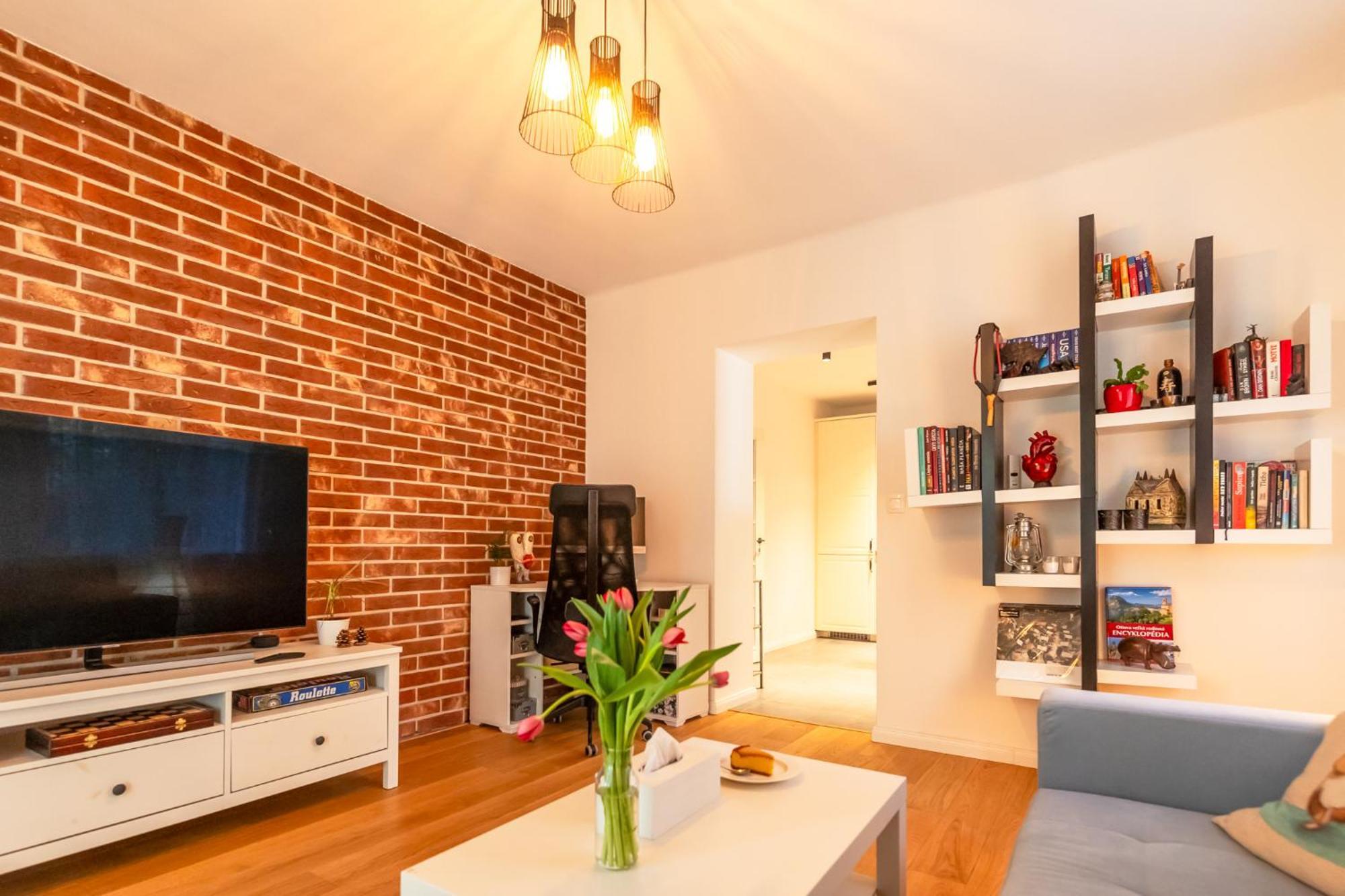 Quiet In New Center, Nivy Apartament *
